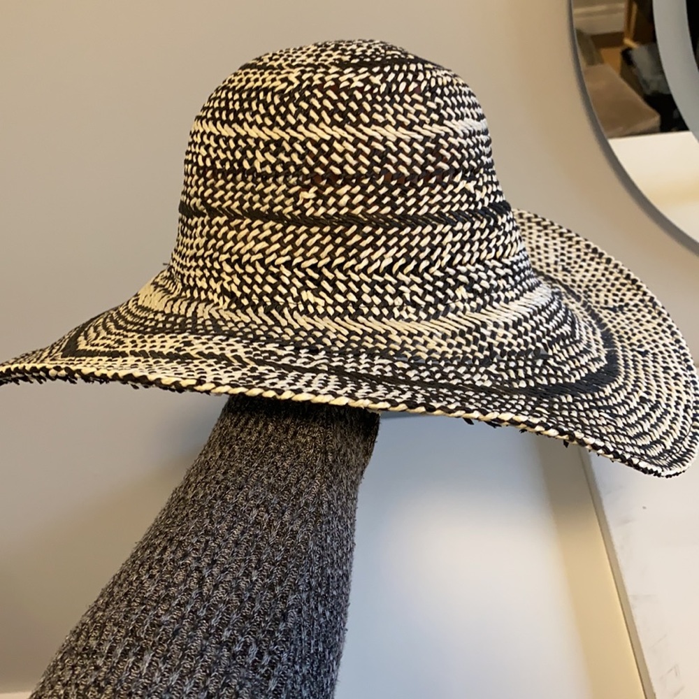Floppy Hat - Picture 3 of 3